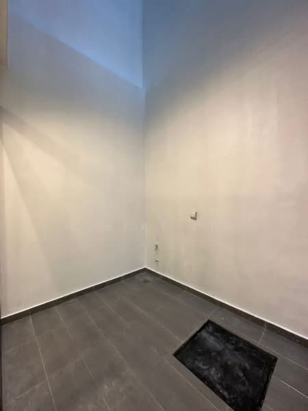 3.5-storey Terraced House for Rent in Damansara Perdana (Selangor) - Hubert Lim - Interior - PropertyGuru.com.my
