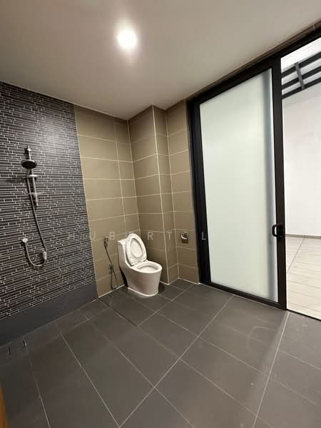 3.5-storey Terraced House for Rent in Damansara Perdana (Selangor) - Hubert Lim - Bathroom - PropertyGuru.com.my