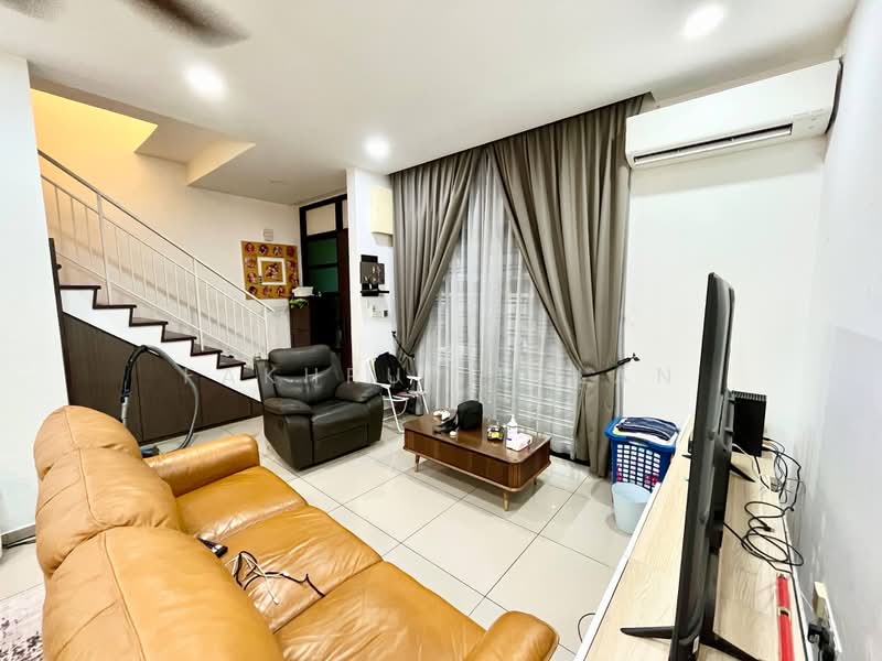 2-storey Terraced House for Sale in Bandar Seri Alam (Masai) - Fakhrul Imlan - Living Room - PropertyGuru.com.my