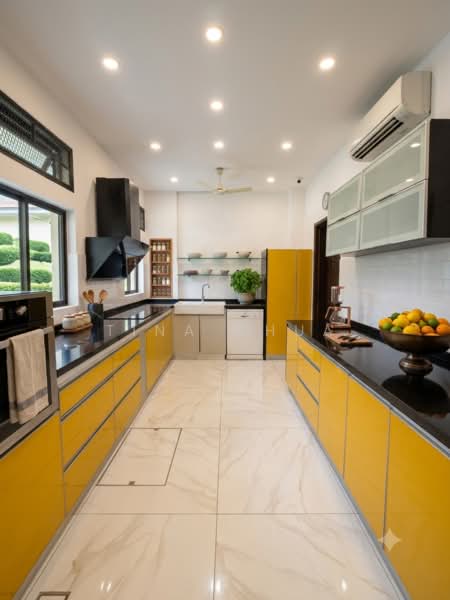 Rumah Banglo untuk Disewa di Seputeh (Kuala Lumpur) - Tina Chua - Kitchen - PropertyGuru.com.my