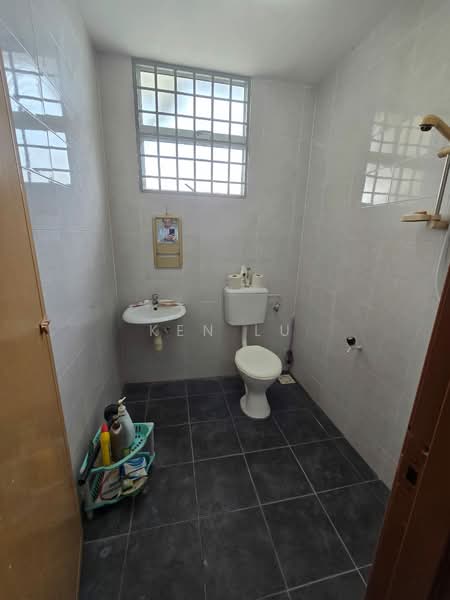 2-storey Terraced House for Sale in Taman Jelok Impian (Kajang) - Ken Lu - Bathroom - PropertyGuru.com.my