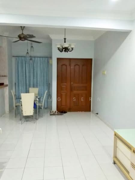 Pangsapuri untuk Dijual di Gambier Heights - Weng Sern - Living Room - PropertyGuru.com.my