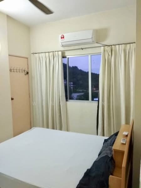 Pangsapuri untuk Dijual di Gambier Heights - Weng Sern - Bedroom - PropertyGuru.com.my