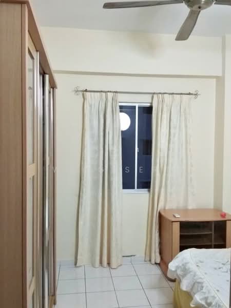 Pangsapuri untuk Dijual di Gambier Heights - Weng Sern - Bedroom - PropertyGuru.com.my