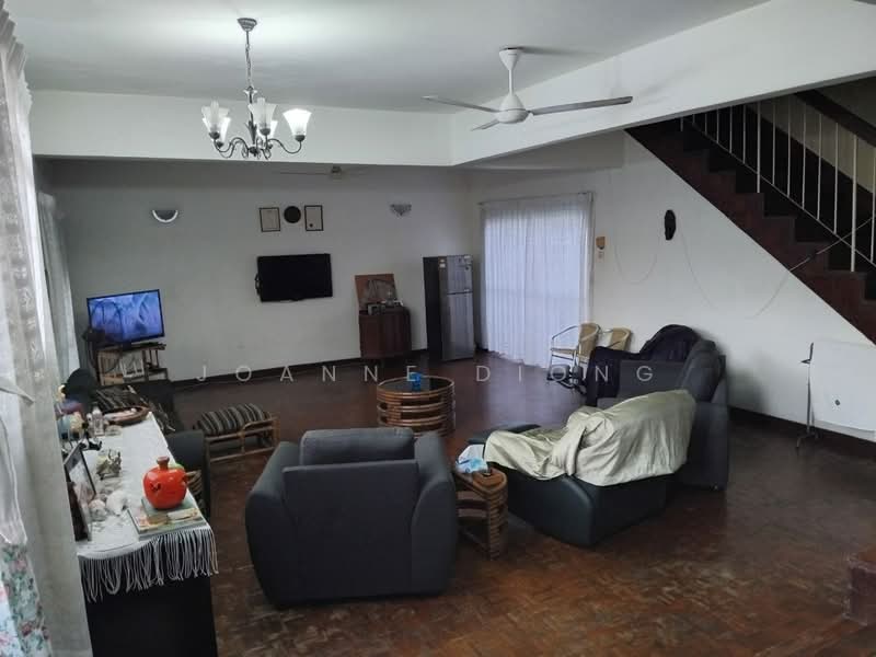 Rumah Banglo untuk Dijual di Petaling Jaya (Selangor) - Joanne Diong - Living Room - PropertyGuru.com.my