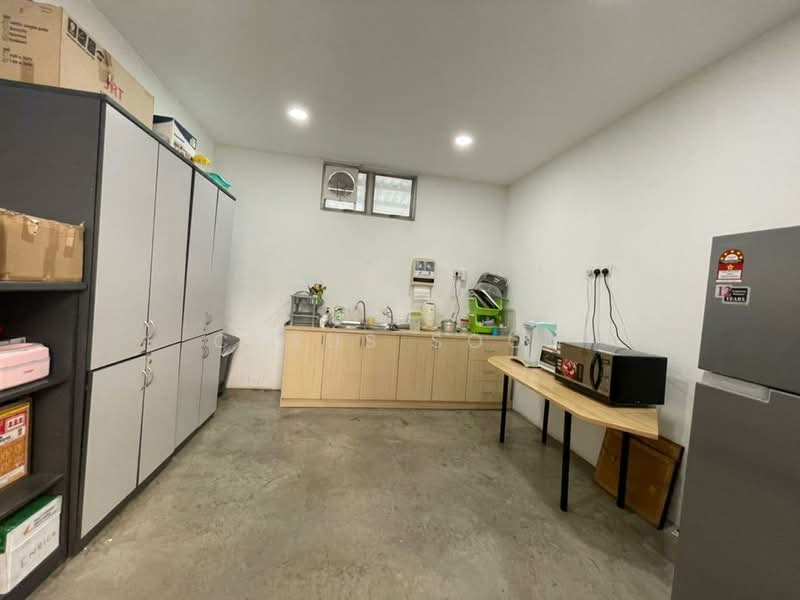 Detached Factory for Sale in Kota Damansara (Selangor) - Cyrus Soon - Kitchen - PropertyGuru.com.my