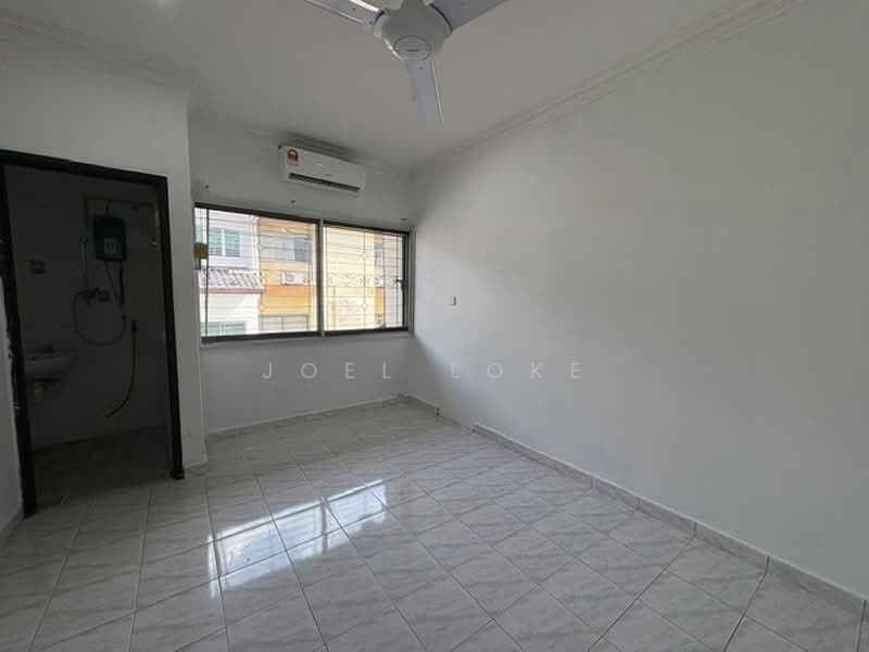 2-storey Terraced House for Sale in SS4 (Petaling Jaya) - Joel Loke - Interior - PropertyGuru.com.my