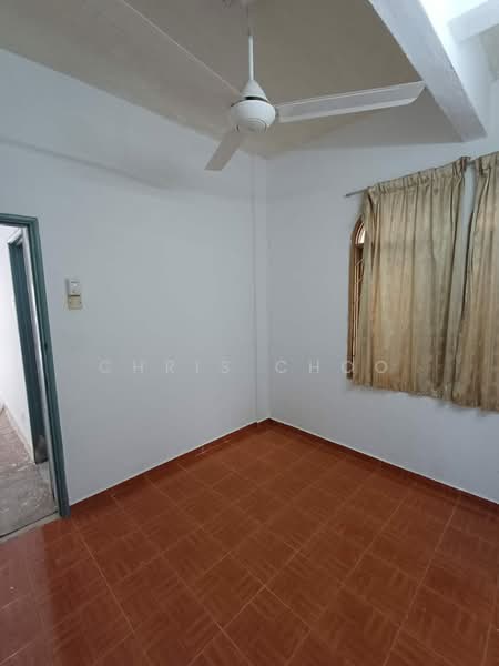 Pangsapuri untuk Dijual di Putri Apartment - Chris Choo - PropertyGuru.com.my