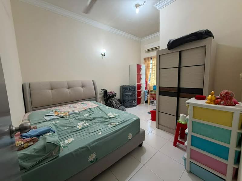 Rumah Teres 2 Tingkat untuk Dijual di Taman Setia Indah (Tebrau) - John Sia - Bedroom - PropertyGuru.com.my