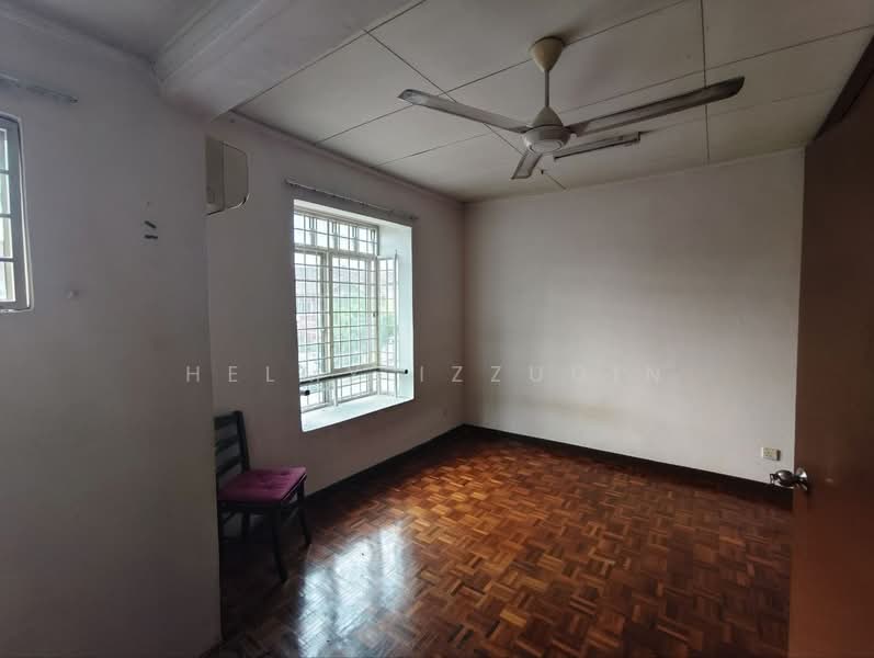 Rumah Teres 2 Tingkat untuk Dijual di Subang Bestari (Shah Alam) - HELMY IZZUDIN - Bedroom - PropertyGuru.com.my