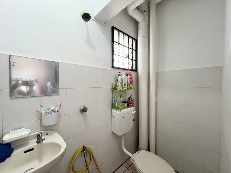 Apartment for Sale at Lakeview Apartments - Fauran Nawawi - PropertyGuru.com.my
