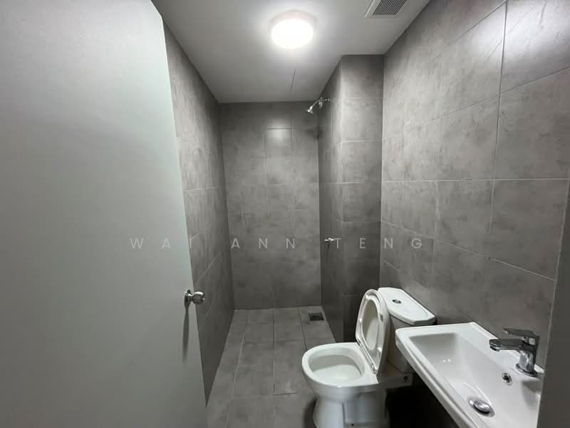 Servis Apartment untuk Disewa di One Equine - Wai Ann Teng - Bathroom - PropertyGuru.com.my