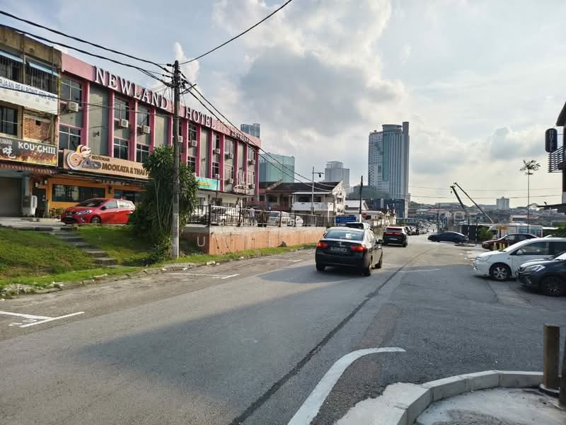 Kedai / Pejabat untuk Disewa di Taman Pelangi (Johor Bahru) - Julie Yew - Exterior - PropertyGuru.com.my