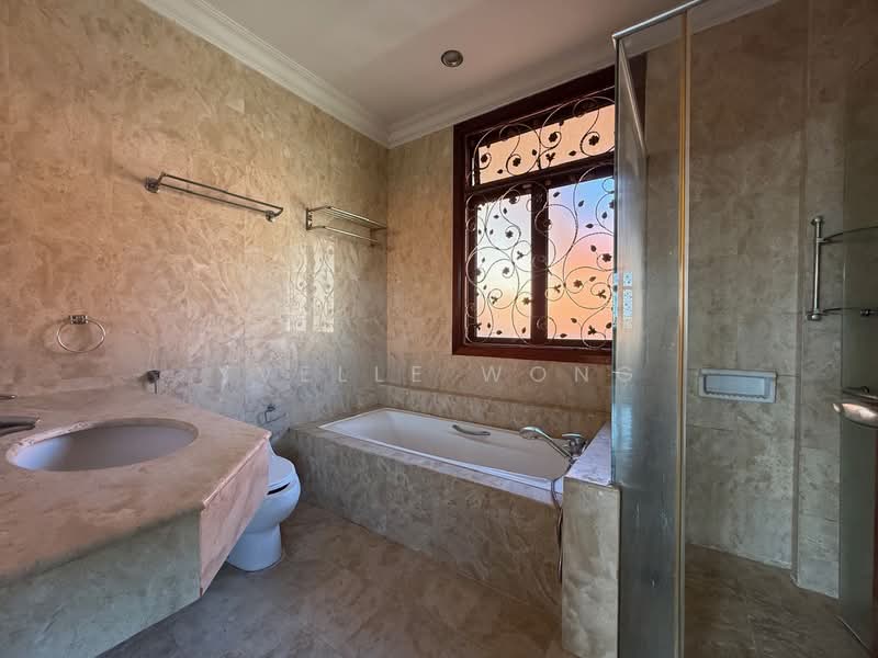 Bungalow House for Sale in TTDI Hills (Kuala Lumpur) - Yvelle Wong - Bathroom - PropertyGuru.com.my