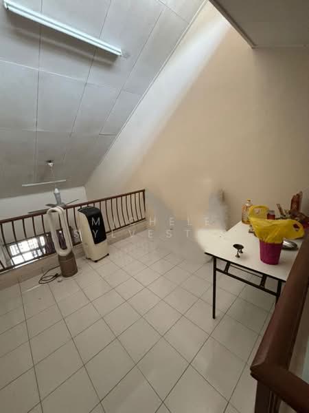 1.5-storey Terraced House for Sale in Johor Bahru (Johor) - Michele Sylvester - Interior - PropertyGuru.com.my