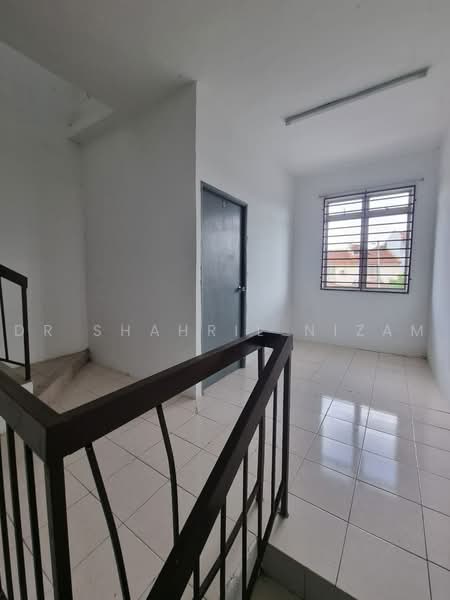 Rumah Teres 2.5 Tingkat untuk Dijual di Taman Puchong Perdana (Puchong) - Dr Shahril Nizam - Interior - PropertyGuru.com.my