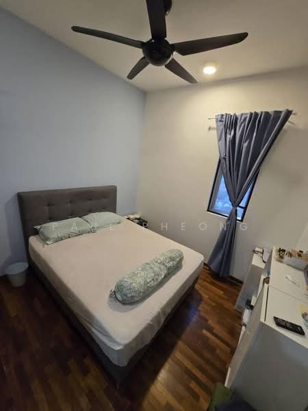 Service Residence for Sale at The Tamarind - Paul Pheong - Master Bedroom - PropertyGuru.com.my