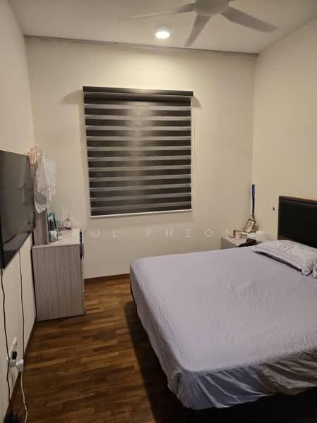 Service Residence for Sale at The Tamarind - Paul Pheong - Bedroom - PropertyGuru.com.my