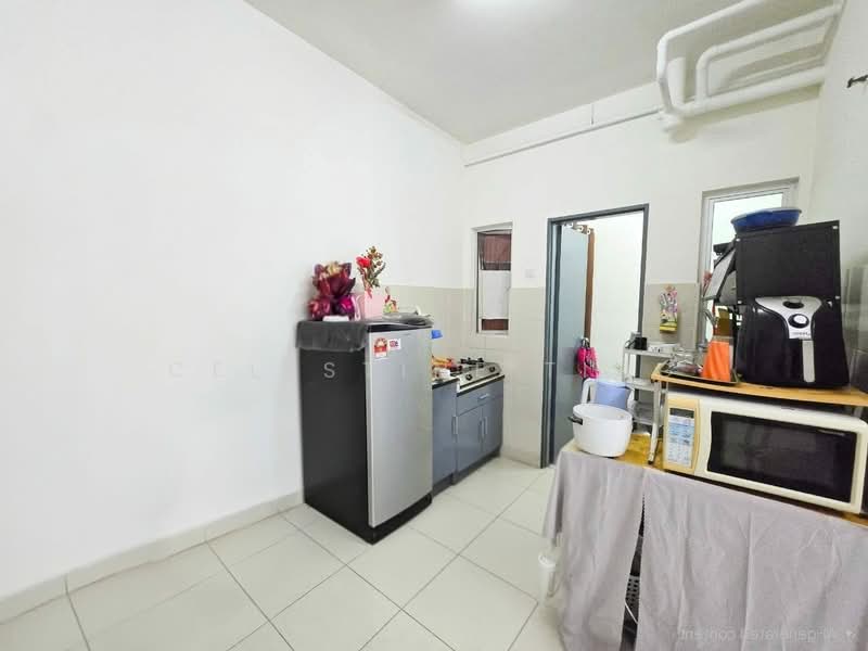 Apartment for Sale at Suria Mewah Residensi - Celestine Ting - Kitchen - PropertyGuru.com.my