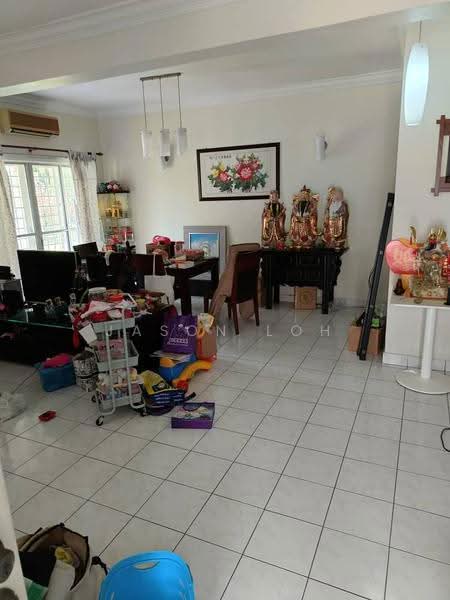 2-storey Terraced House for Sale in Taman Putra Prima (Puchong) - Jason Loh - Living Room - PropertyGuru.com.my
