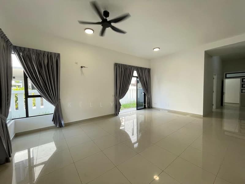 Cluster House for Sale in Bukit Indah (Iskandar Puteri (Nusajaya)) - Kelly Chen - Living Room - PropertyGuru.com.my