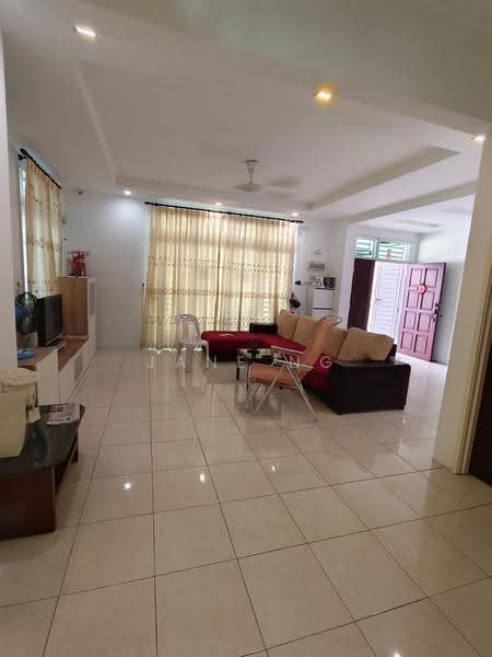 Rumah Berkembar untuk Dijual di Taman Cendana (Juru) - Jane Ng - Living Room - PropertyGuru.com.my