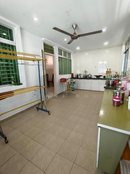 Rumah Berkembar untuk Dijual di Taman Cendana (Juru) - Jane Ng - Kitchen - PropertyGuru.com.my