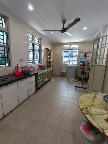Rumah Berkembar untuk Dijual di Taman Cendana (Juru) - Jane Ng - Kitchen - PropertyGuru.com.my