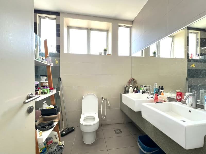 Semi-Detached House for Sale in Kepong (Kuala Lumpur) - Desmond Tang - Bathroom - PropertyGuru.com.my
