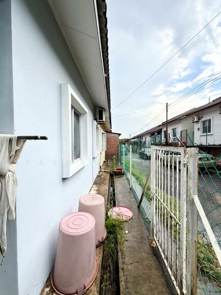Rumah Teres 1 Tingkat untuk Dijual di Bandar Seri Alam (Masai) - Fakhrul Imlan - Exterior - PropertyGuru.com.my