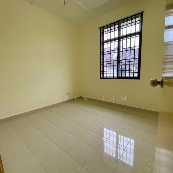 2-storey Terraced House for Sale in Taman Setia Indah (Tebrau) - Robin Lim - Interior - PropertyGuru.com.my
