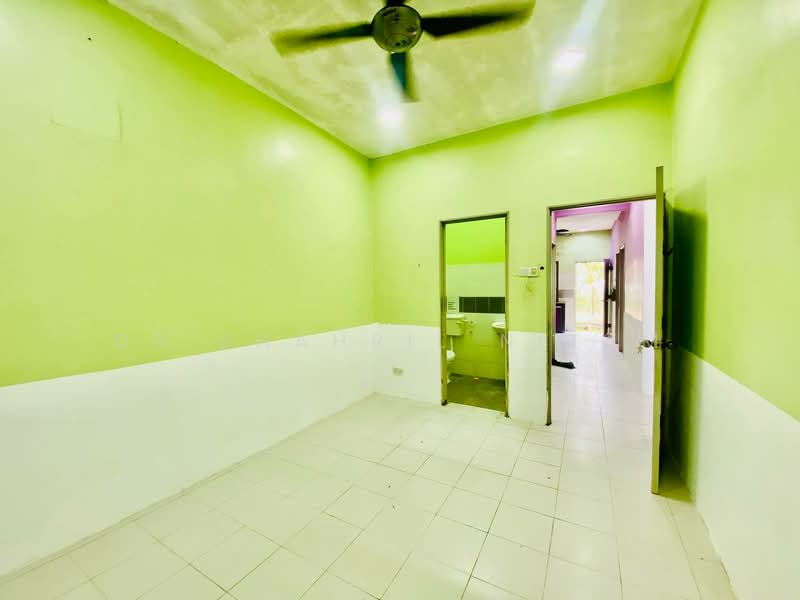 Rumah Teres 1 Tingkat untuk Dijual di Kampung Teluk Panglima Garang (Telok Panglima Garang) - Dr Shahril Nizam - Interior - PropertyGuru.com.my