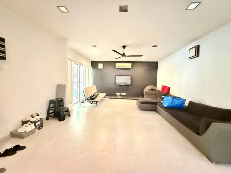 2-storey Terraced House for Sale in Taman Tun Dr Ismail (Kuala Lumpur) - Hazwan Hilmi - Living Room - PropertyGuru.com.my