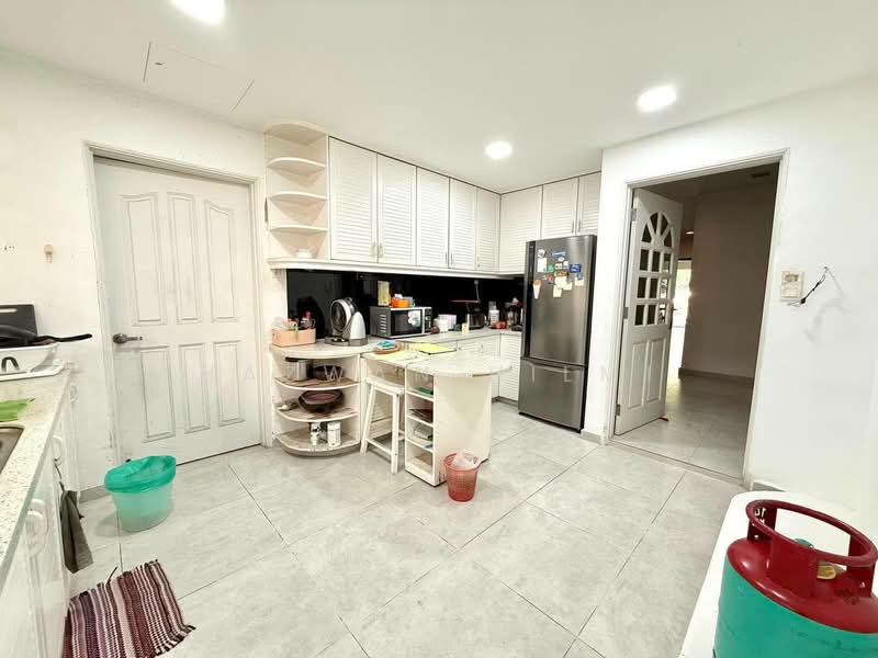 2-storey Terraced House for Sale in Taman Tun Dr Ismail (Kuala Lumpur) - Hazwan Hilmi - Kitchen - PropertyGuru.com.my