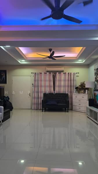 Rumah Teres 2-Tingkat untuk Dijual di Nilai Impian (Nilai) - Hamzi Ab Hadi - Living Room - PropertyGuru.com.my