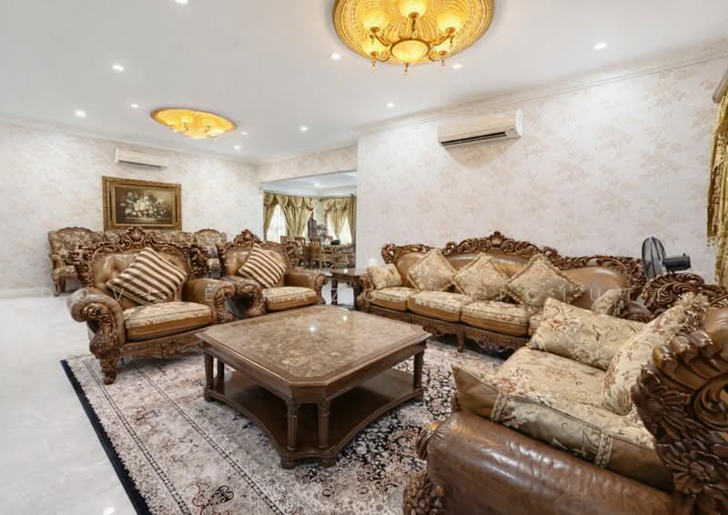 Rumah Berkembar untuk Dijual di Tropicana (Petaling Jaya) - Dovile Kazokeviciute - Living Room - PropertyGuru.com.my