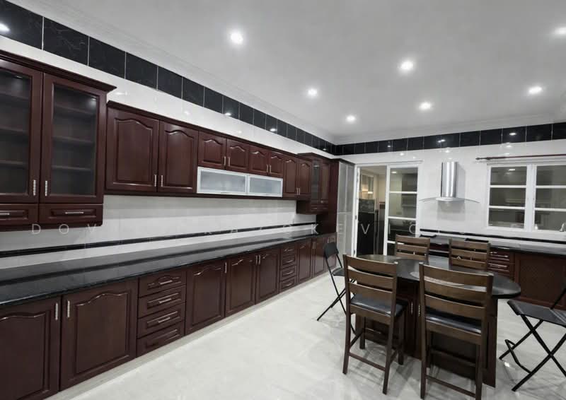Rumah Berkembar untuk Dijual di Tropicana (Petaling Jaya) - Dovile Kazokeviciute - Kitchen - PropertyGuru.com.my