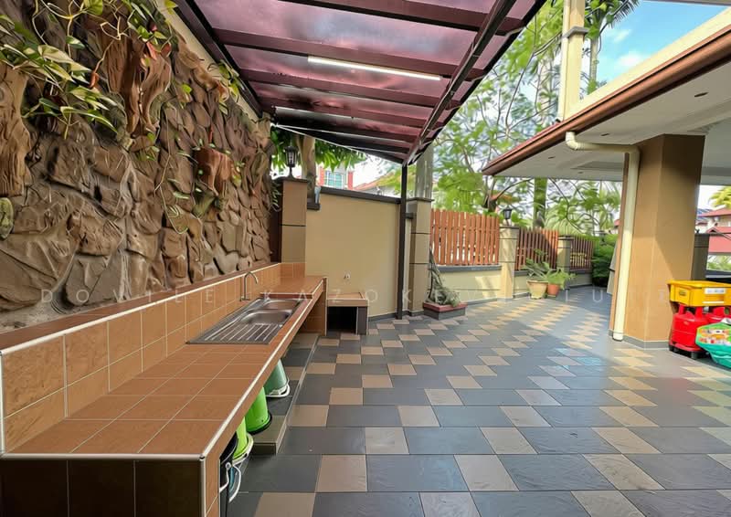 Rumah Berkembar untuk Dijual di Tropicana (Petaling Jaya) - Dovile Kazokeviciute - Exterior - PropertyGuru.com.my