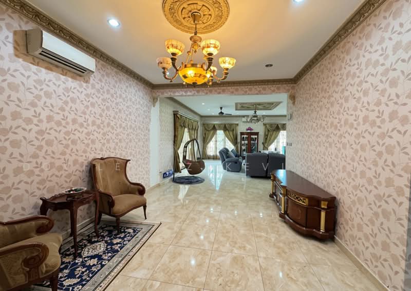 Rumah Berkembar untuk Dijual di Tropicana (Petaling Jaya) - Dovile Kazokeviciute - Living Room - PropertyGuru.com.my