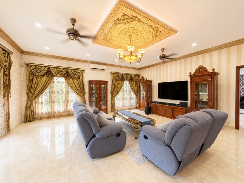 Rumah Berkembar untuk Dijual di Tropicana (Petaling Jaya) - Dovile Kazokeviciute - Living Room - PropertyGuru.com.my