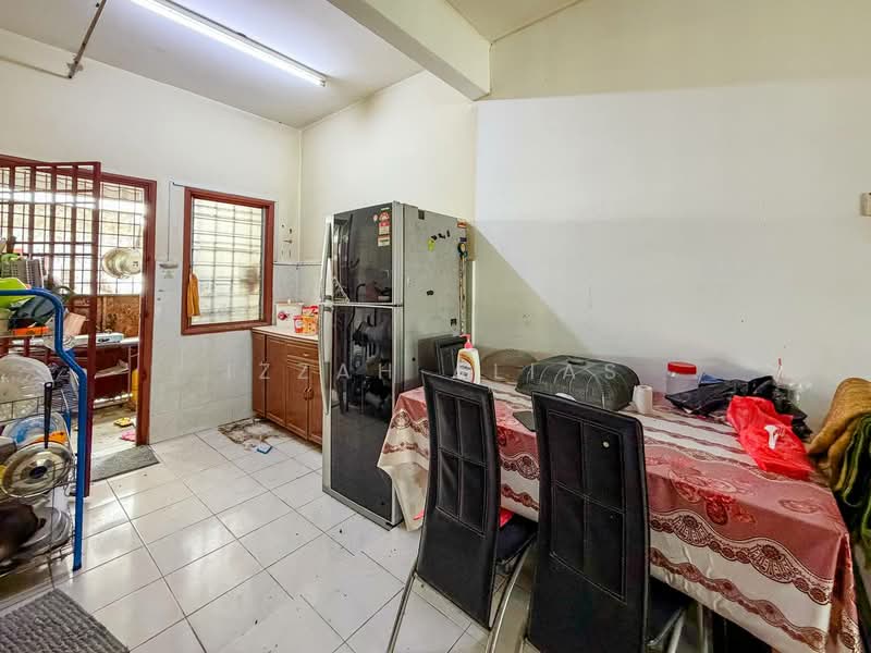 2-storey Terraced House for Sale in Bandar Saujana Putra (Tanjong Duabelas) - Izzah Alias - PropertyGuru.com.my