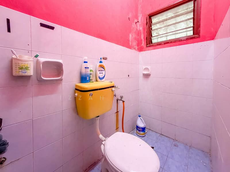 2-storey Terraced House for Sale in Bandar Saujana Putra (Tanjong Duabelas) - Izzah Alias - PropertyGuru.com.my