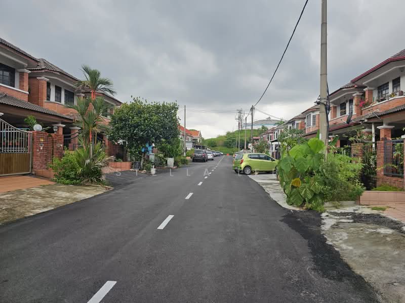Rumah Teres untuk Dijual di Bandar Sungai Long (Selangor) - Stella Lee - Exterior - PropertyGuru.com.my