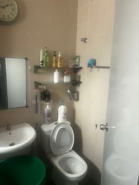 2-storey Terraced House for Sale in Seksyen U13 (Setia Alam) - Agnes Leong - Bathroom - PropertyGuru.com.my