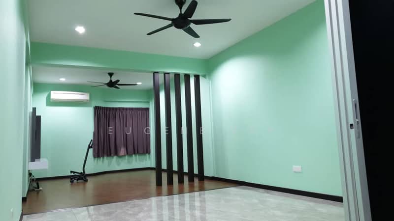 Rumah Flat untuk Dijual di Fortune Court - Eugene Yap - Living Room - PropertyGuru.com.my