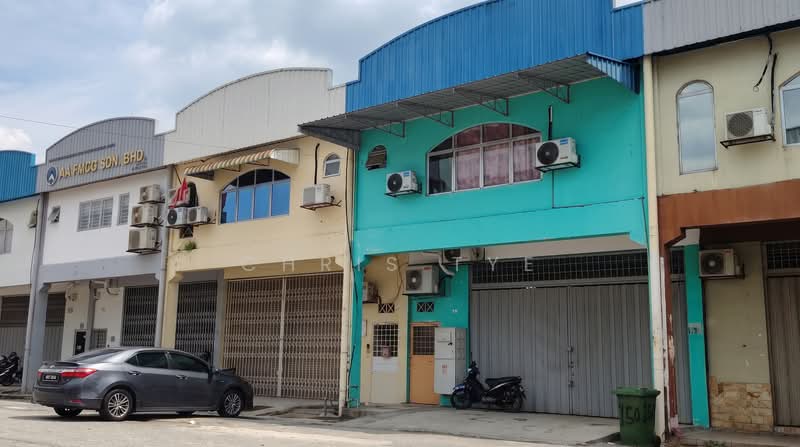 Terrace Factory for Rent in Taman Perindustrian Kip (Kepong) - Chris Tye - Exterior - PropertyGuru.com.my