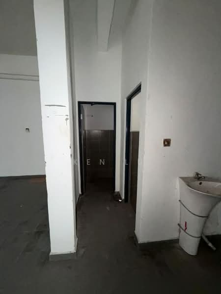 Shop for Rent in Semenyih (Selangor) - Ken Lu - Interior - PropertyGuru.com.my