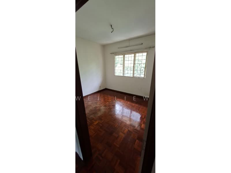 Rumah Teres 2.5 Tingkat untuk Dijual di Taman Putra Permai (Seri Kembangan) - Wei Liew - Interior - PropertyGuru.com.my