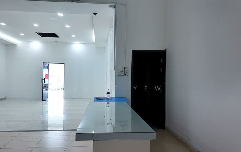 Kedai / Pejabat untuk Disewa di Taman Perling (Perling) - Julie Yew - Interior - PropertyGuru.com.my