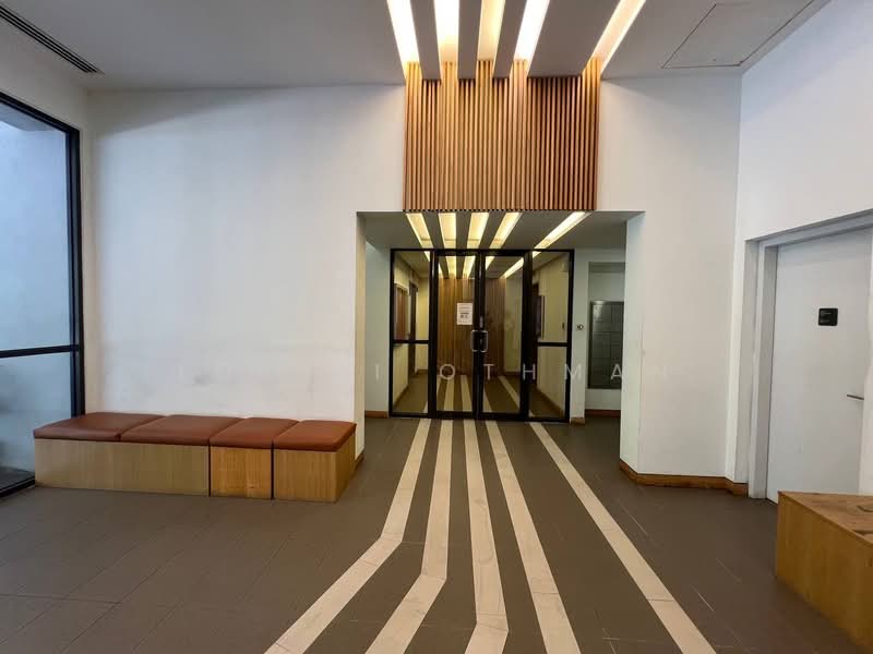 Kediaman Servis untuk Dijual di Radia Residences - Edmizi Othman - Entrance - PropertyGuru.com.my